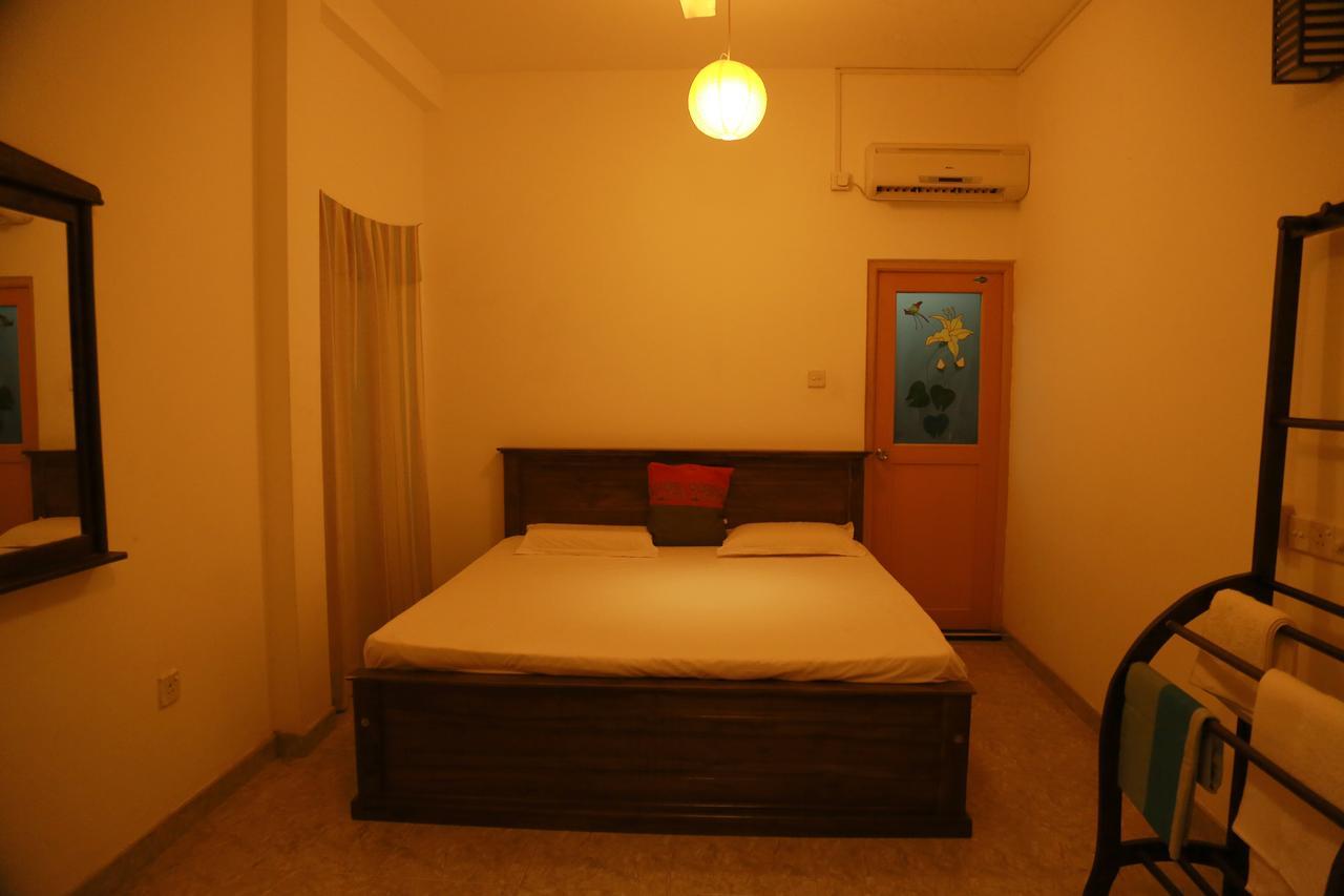 Bed and Breakfast Omee Guest Mirissa Exterior foto